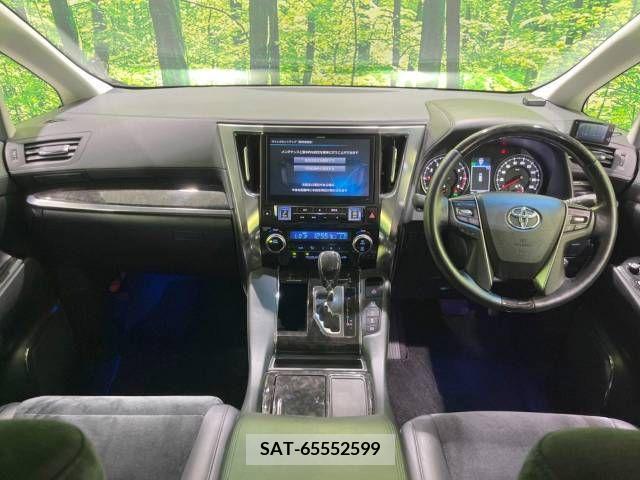 Toyota VELLFIRE 2016-05 369857-1