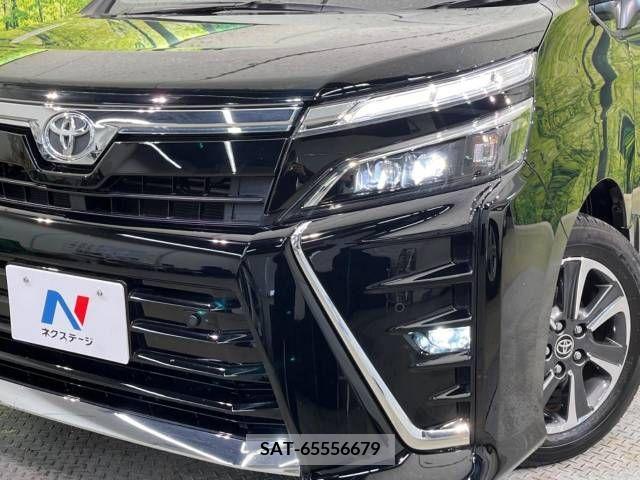 Toyota VOXY 2021-02 213354-14