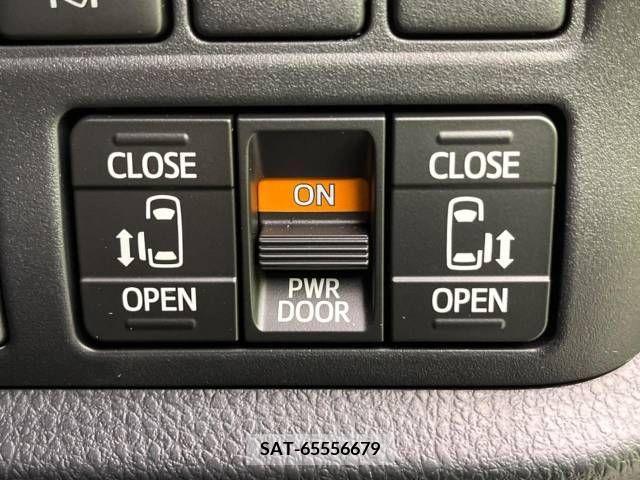 Toyota VOXY 2021-02 213354-3