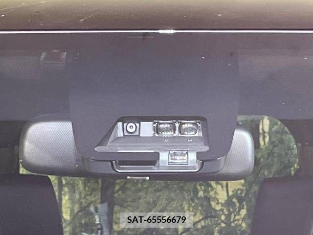 Toyota VOXY 2021-02 213354-6
