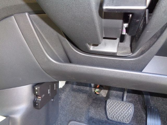 Nissan NOTE 2018-08 27725-5