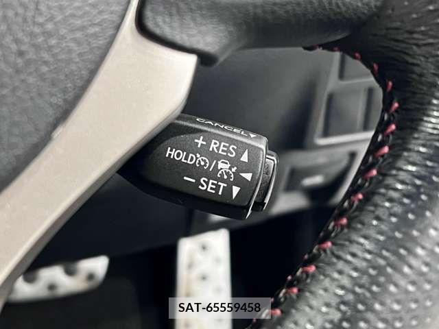 Lexus IS 2017-02 300011-17