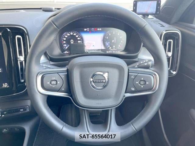 Volvo XC40 2022-06 370251-9