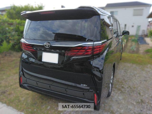 Toyota ALPHARD HYBRID 2023-08 262021-3