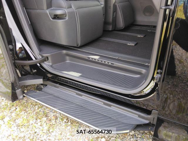 Toyota ALPHARD HYBRID 2023-08 262021-13