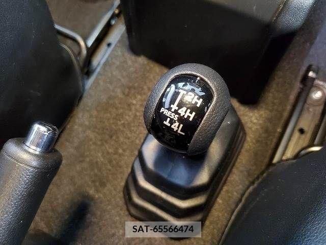 Suzuki JIMNY 2018-08 306170-9