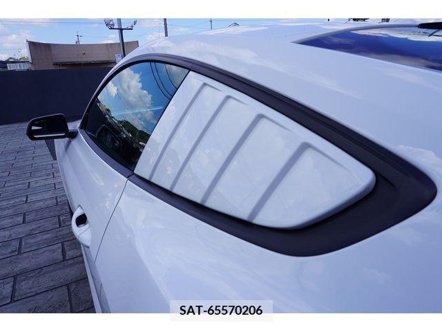 Ford MUSTANG  202718-7
