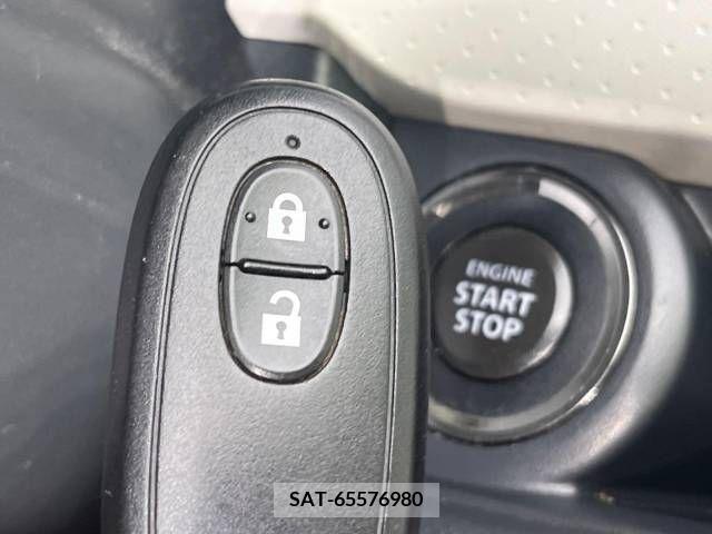 Nissan MOCO 2013-07 388617-5