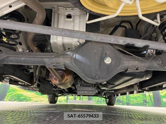 Suzuki EVERY WAGON 2017-03 268958-19