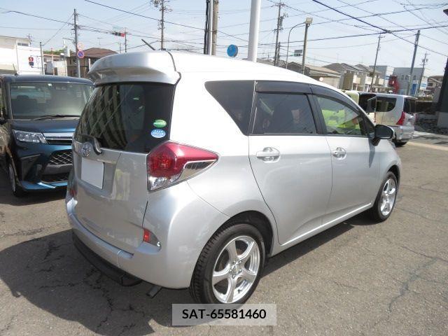 Toyota RACTIS 2014-10 282662-24