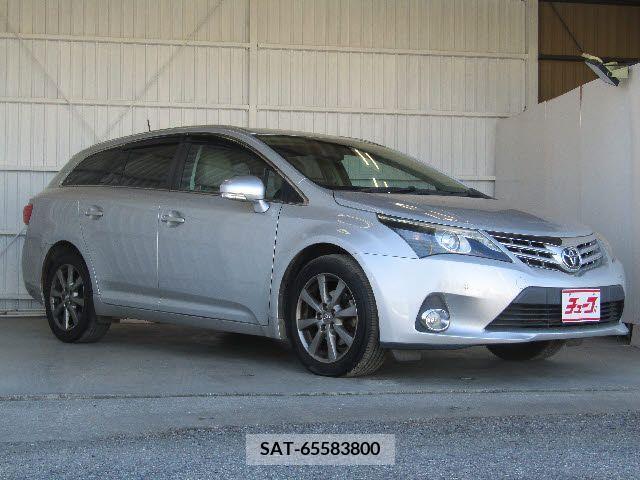Toyota AVENSIS WAGON 2013-04 224625-6