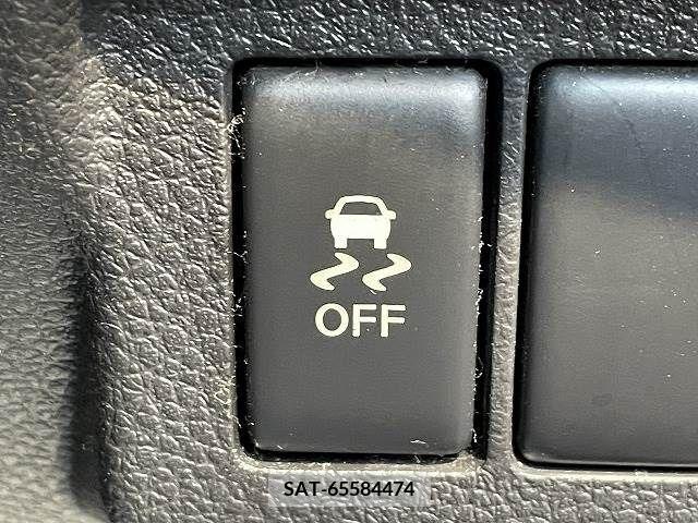 Nissan X-TRAIL 2010-09 208236-6