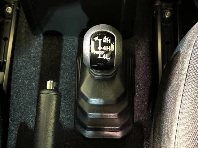 Suzuki JIMNY 2022-09 14819-7