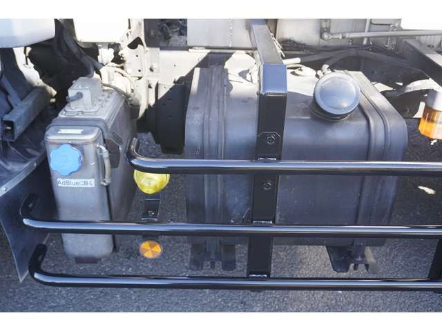 Nissan CONDOR 2014-03 421-14