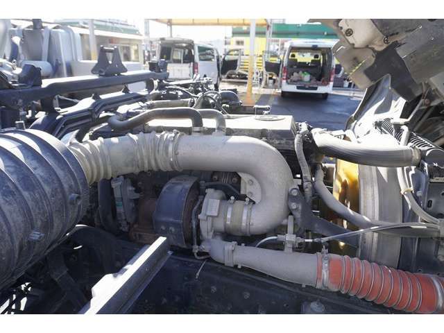Nissan CONDOR 2014-03 421-13
