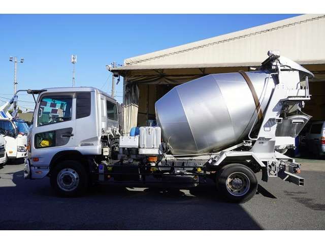 Nissan CONDOR 2014-03 421-2