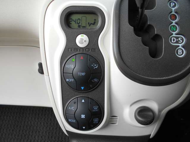 Toyota PORTE 2016-02 3855-13