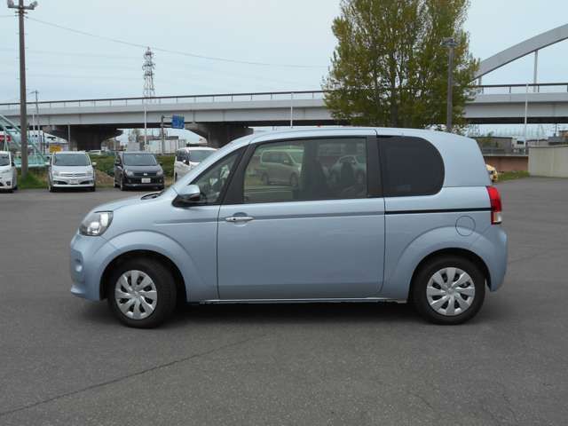 Toyota PORTE 2016-02 3855-3