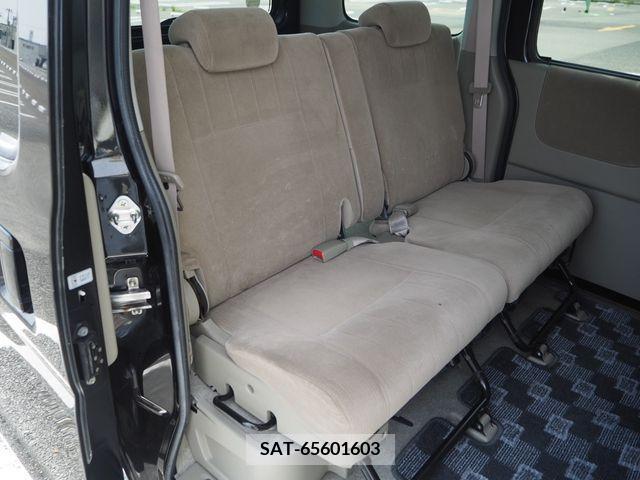 Daihatsu ATRAI WAGON 2011-07 374616-18