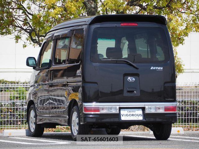 Daihatsu ATRAI WAGON 2011-07 374616-2