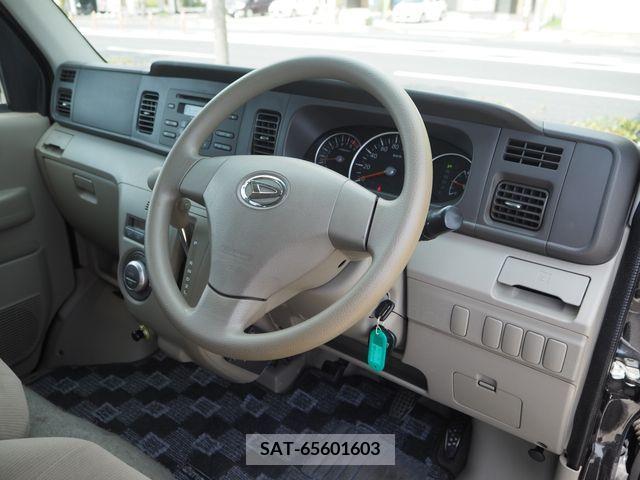 Daihatsu ATRAI WAGON 2011-07 374616-1