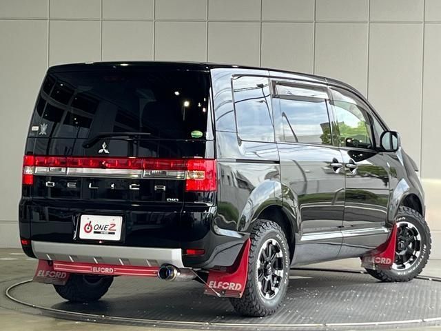 Mitsubishi DELICA D5 2014-11 26637-1