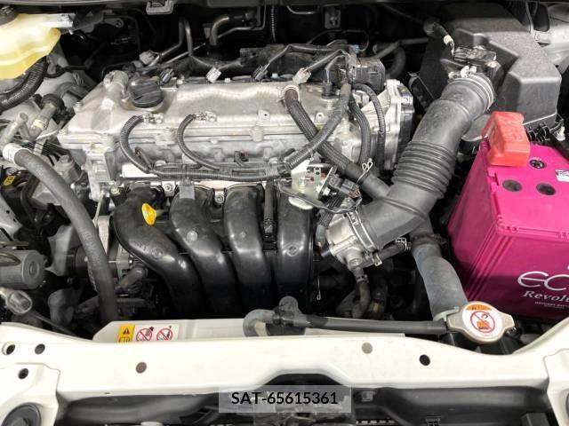 Toyota VOXY 2019-02 211684-19