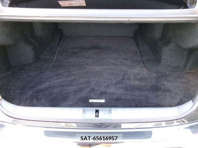Lexus LS 2022-04 275502-8