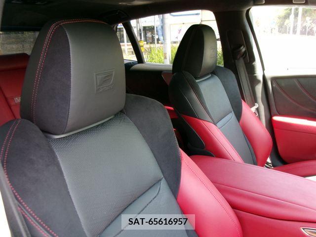 Lexus LS 2022-04 275502-19