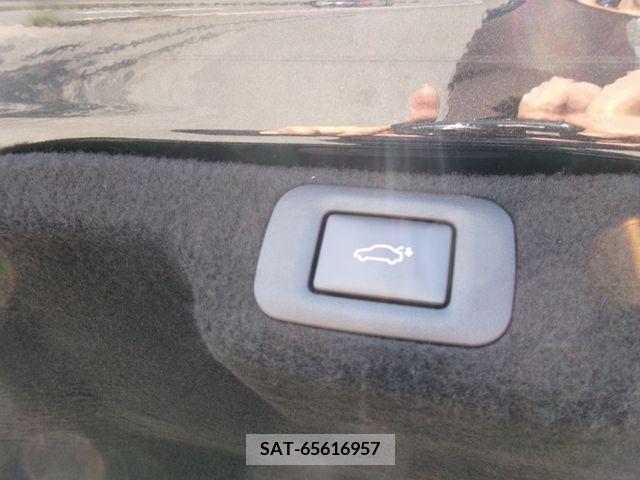 Lexus LS 2022-04 275502-9