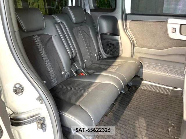 Honda N BOX CUSTOM 2022-11 338451-9