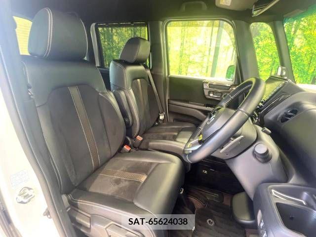 Honda N BOX CUSTOM 2018-01 364721-8