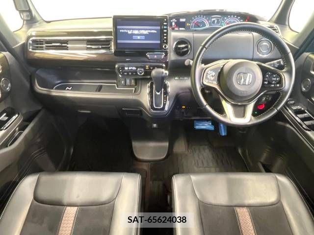 Honda N BOX CUSTOM 2018-01 364721-1