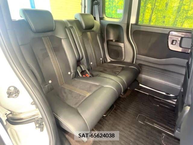 Honda N BOX CUSTOM 2018-01 364721-9