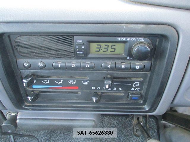 Nissan ATLAS 1996-08 260824-17