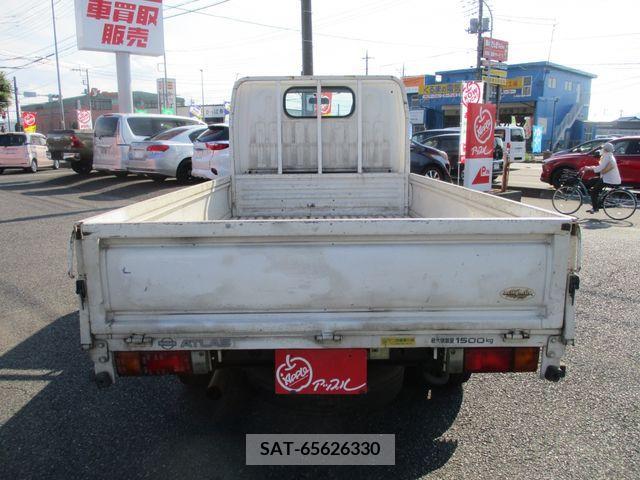 Nissan ATLAS 1996-08 260824-4