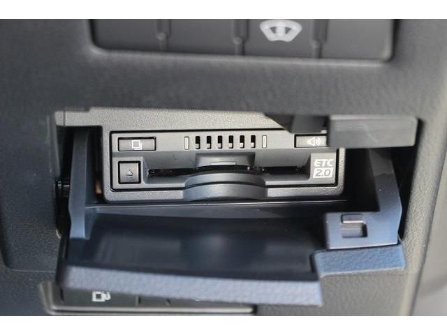Lexus ES 2019-11 18681-4
