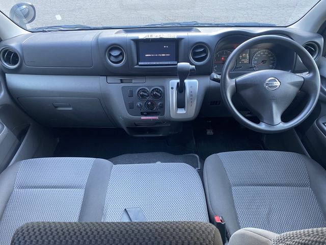 Nissan NV350 Caravan 2014-04 14921-13