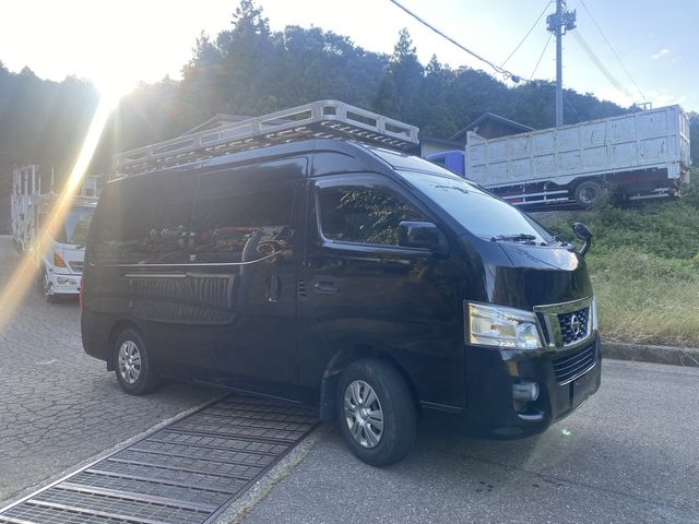 Nissan NV350 Caravan 2014-04 14921-2