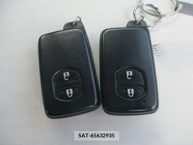 Toyota PRIUS 2013-06 379698-21