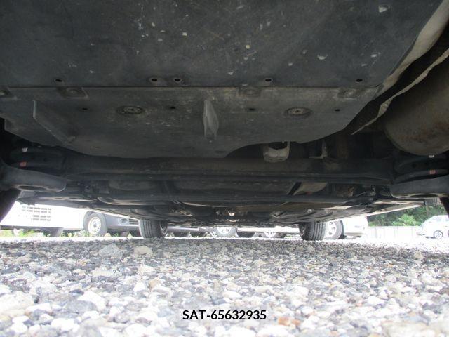 Toyota PRIUS 2013-06 379698-10