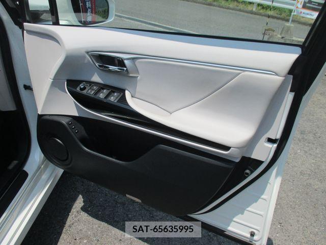 Toyota Mirai 2018-01 376759-8