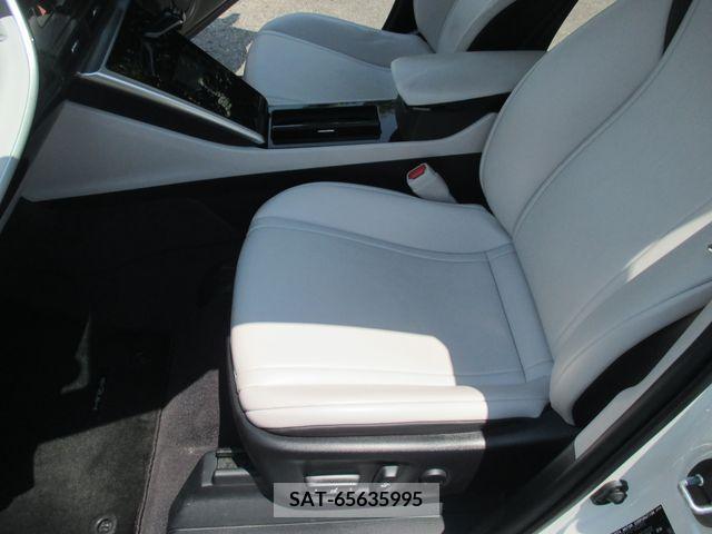 Toyota Mirai 2018-01 376759-15