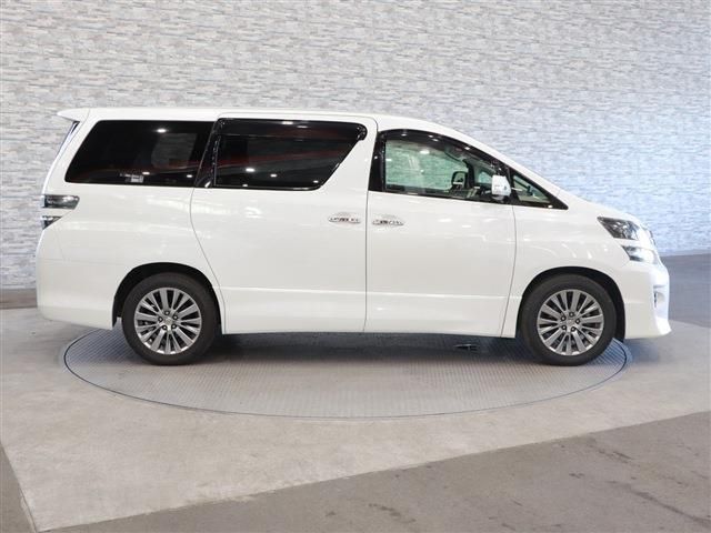 Toyota VELLFIRE 2013-03 4700-8