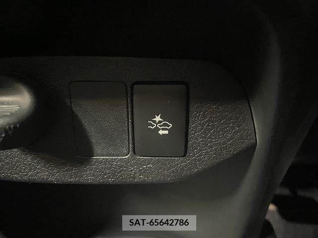 Toyota VITZ 2018-09 224725-4