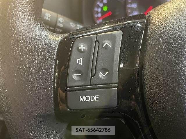 Toyota VITZ 2018-09 224725-14