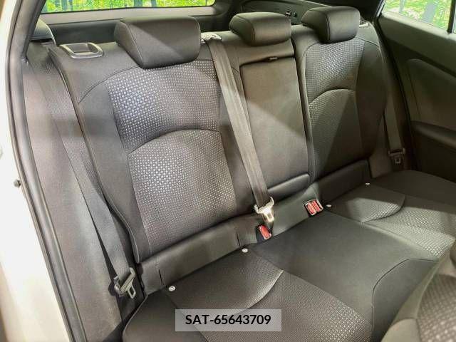 Toyota PRIUS 2021-06 221170-12