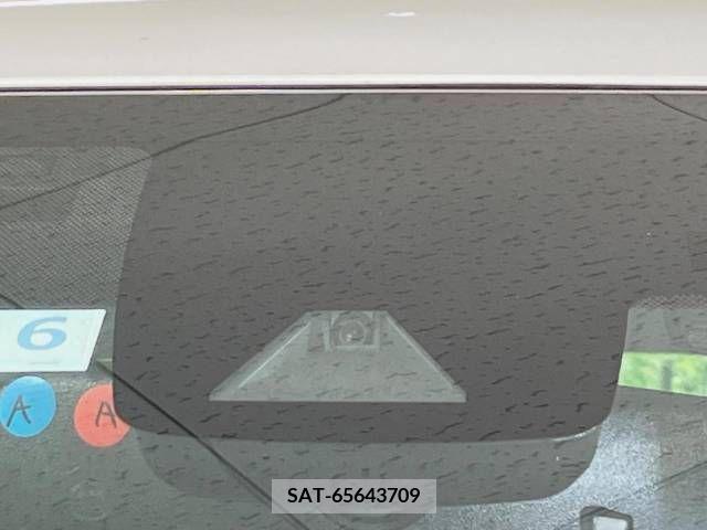 Toyota PRIUS 2021-06 221170-2