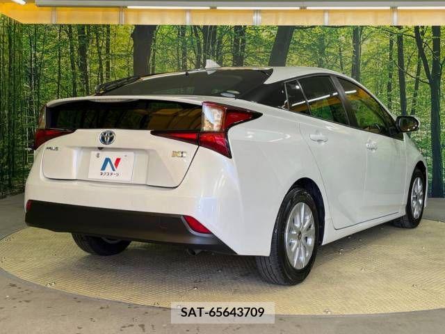 Toyota PRIUS 2021-06 221170-17