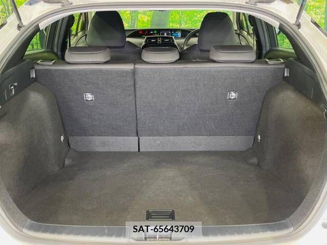 Toyota PRIUS 2021-06 221170-13